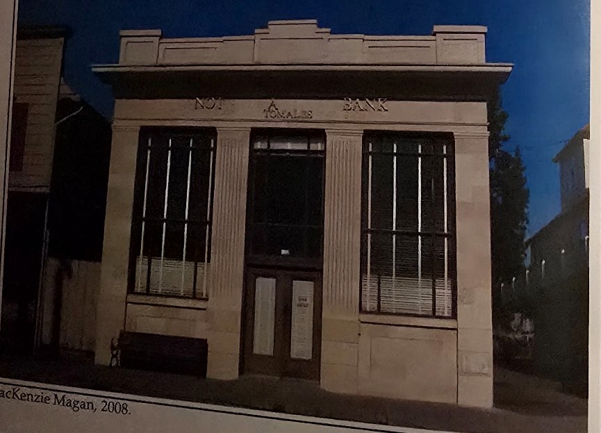 Bank of Tomales facade photographed in 2008