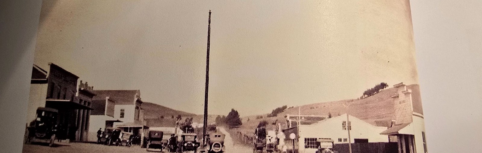 Historic Tomales street view from around 1922